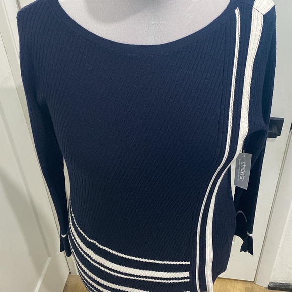 NWT Chico’s Travelers Asymmetrical-Hem Tunic Sweater |Size 8. (Size 1 in Chicos) - Picture 12 of 13